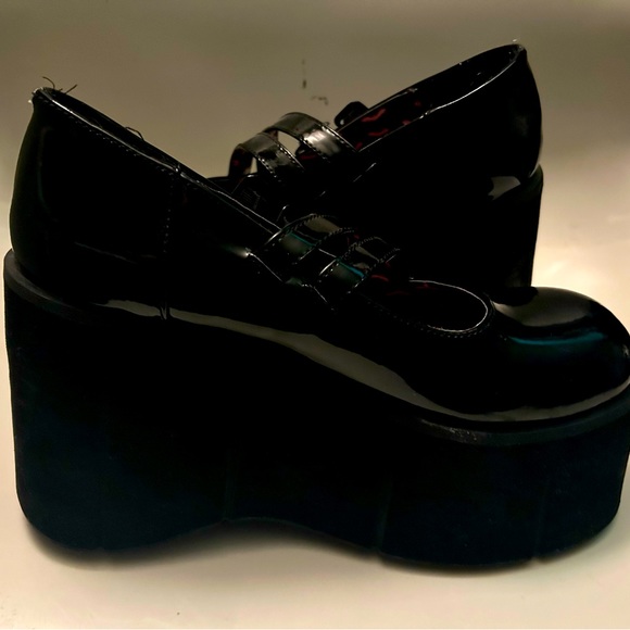 Demonia Kera-08 (Mary Jane platform) ❤️ (sold) - Picture 2 of 7